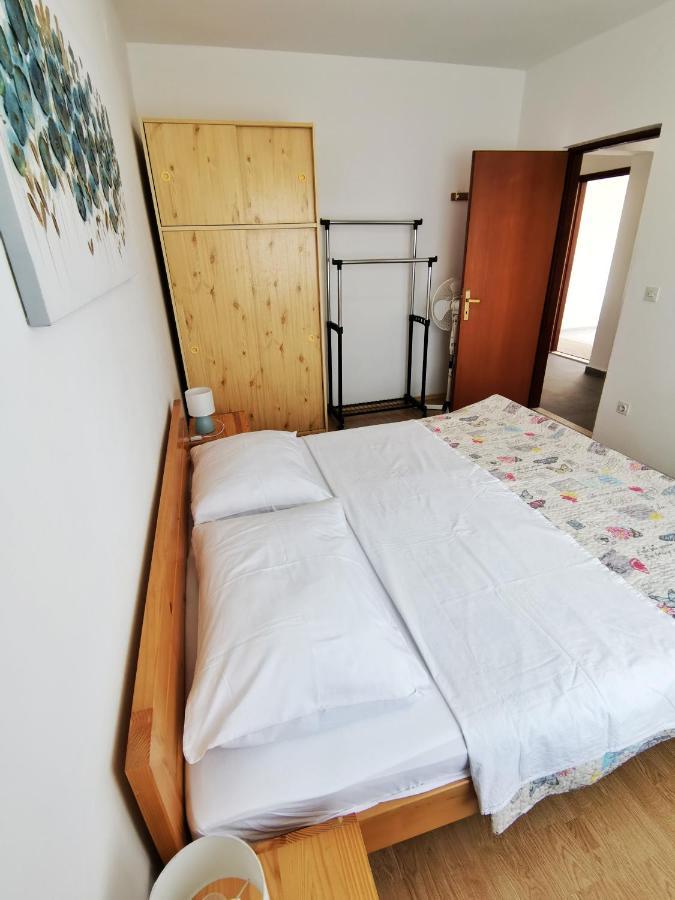 Apartment Hramina Murter Buitenkant foto
