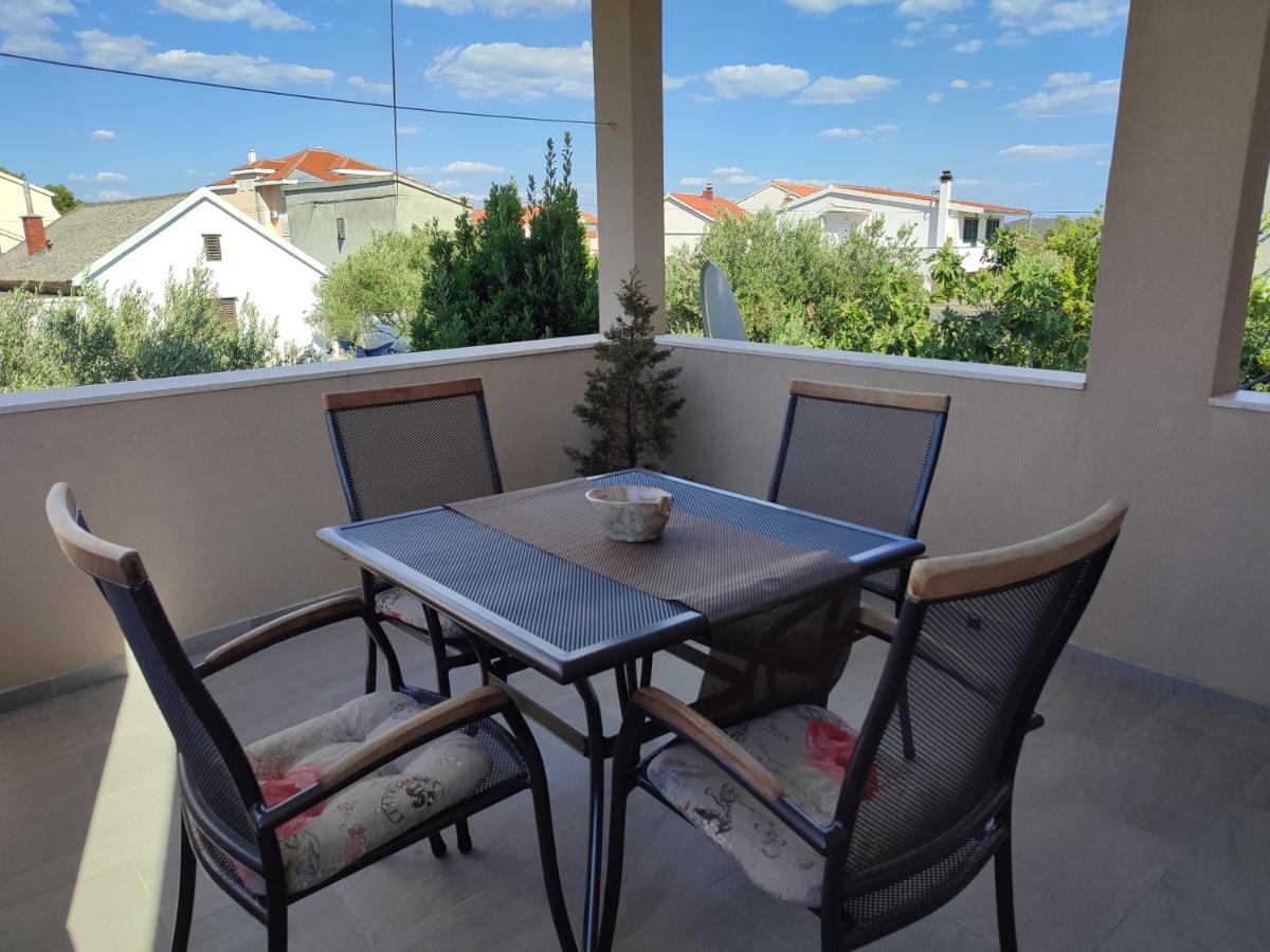 Apartment Hramina Murter Buitenkant foto