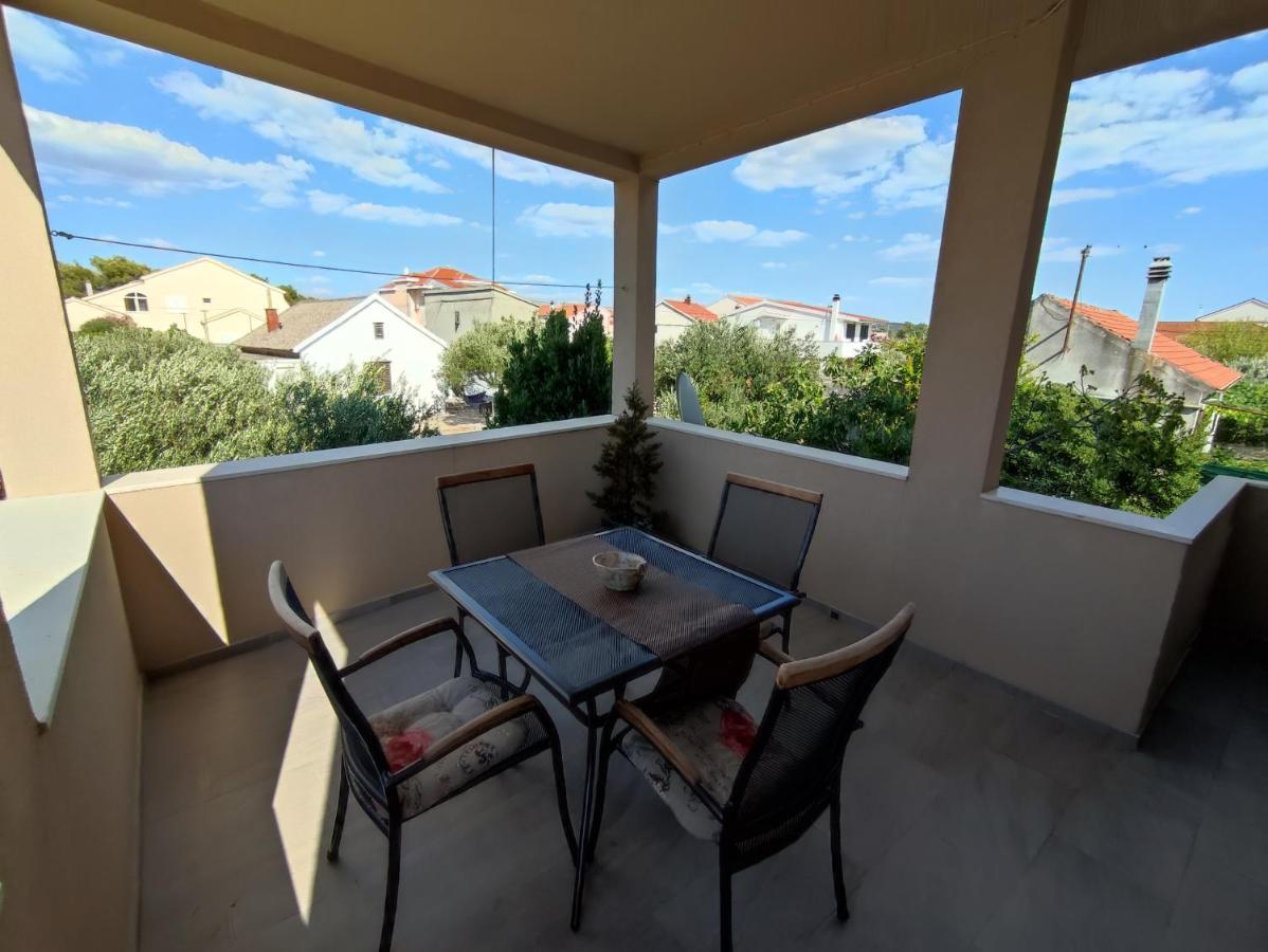 Apartment Hramina Murter Buitenkant foto